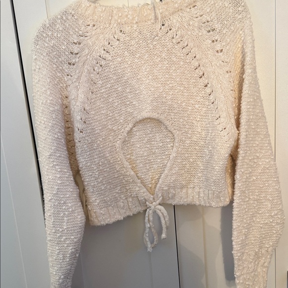 Altar’d State Cream Knit Sweater cropped with open tied back - Picture 4 of 6